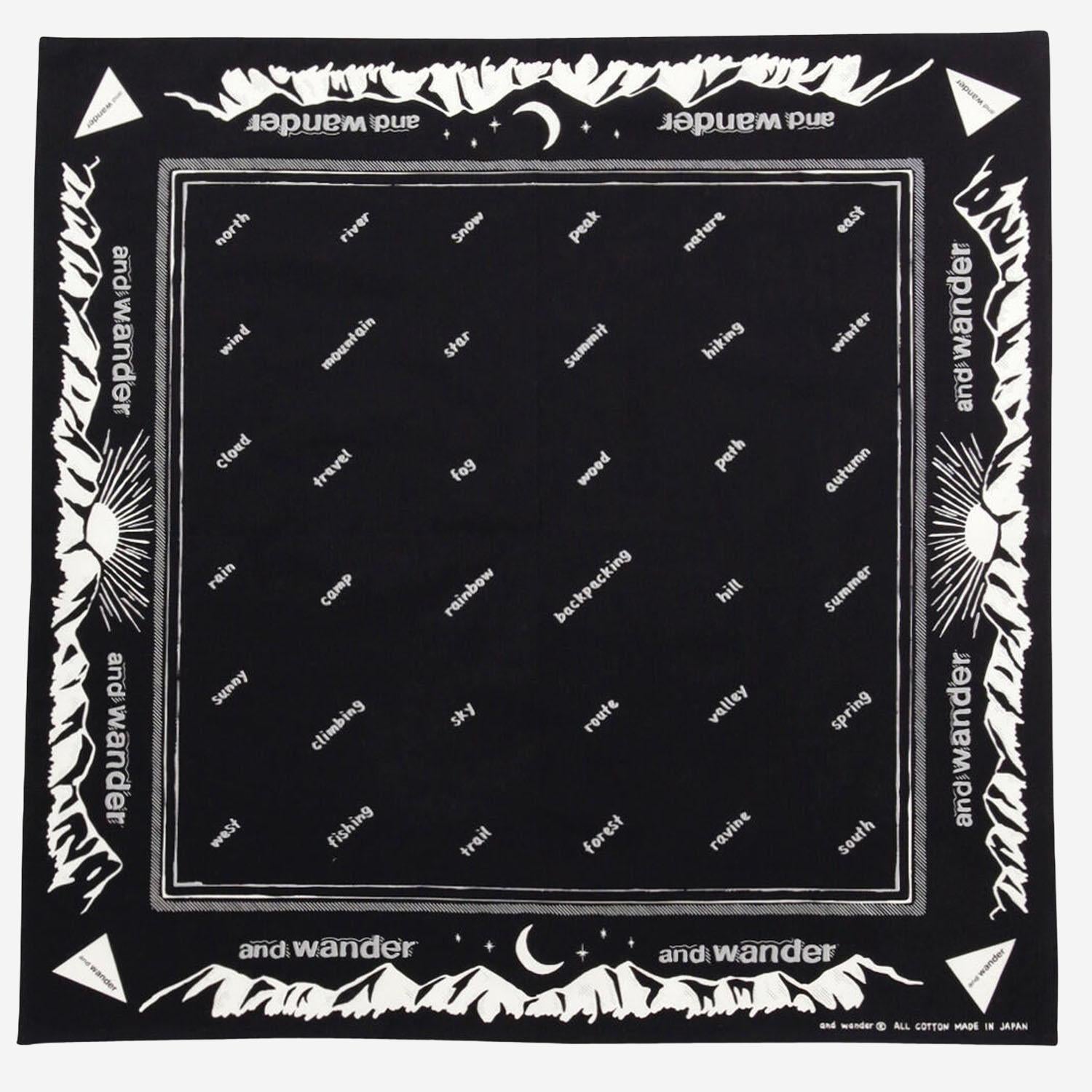 BANDANA IN COTONE CON STAMPA GRAFICA 5745987264 010 AND WANDER 