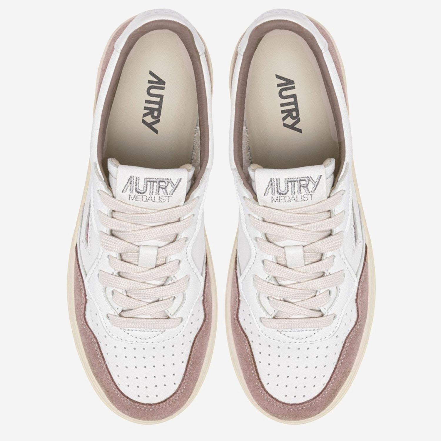 SNEAKERS MEDALIST LOW IN PELLE AULWFT04 SOFLEASUEWHTROSEC AUTRY 