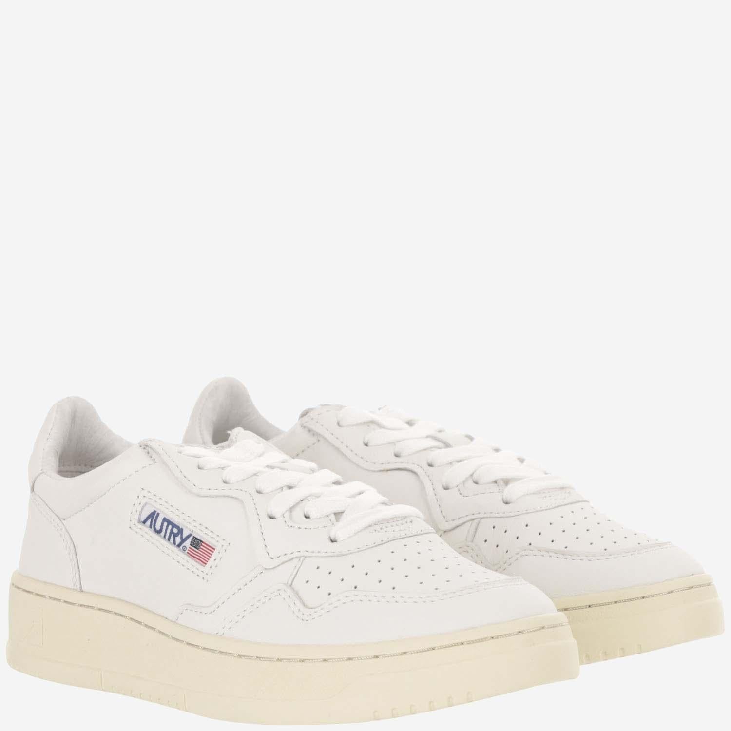 SNEAKERS MEDALIST LOW AULWGG04 GOATGOATWHITE AUTRY 