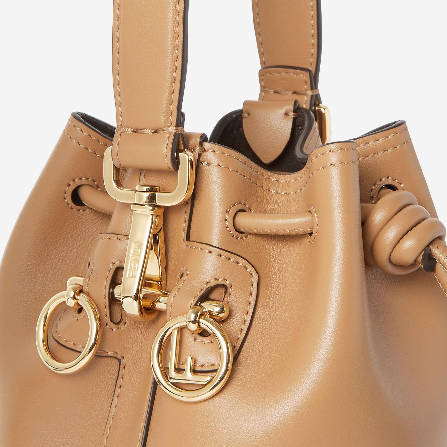 BORSA MON TRESOR IN PELLE 8BS109 AYJ1F19P8 FENDI 