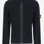 MAGLIONE CON ZIP IN LANA VERGINE 5100012 S0C02V0020 STONE ISLAND KIDS 