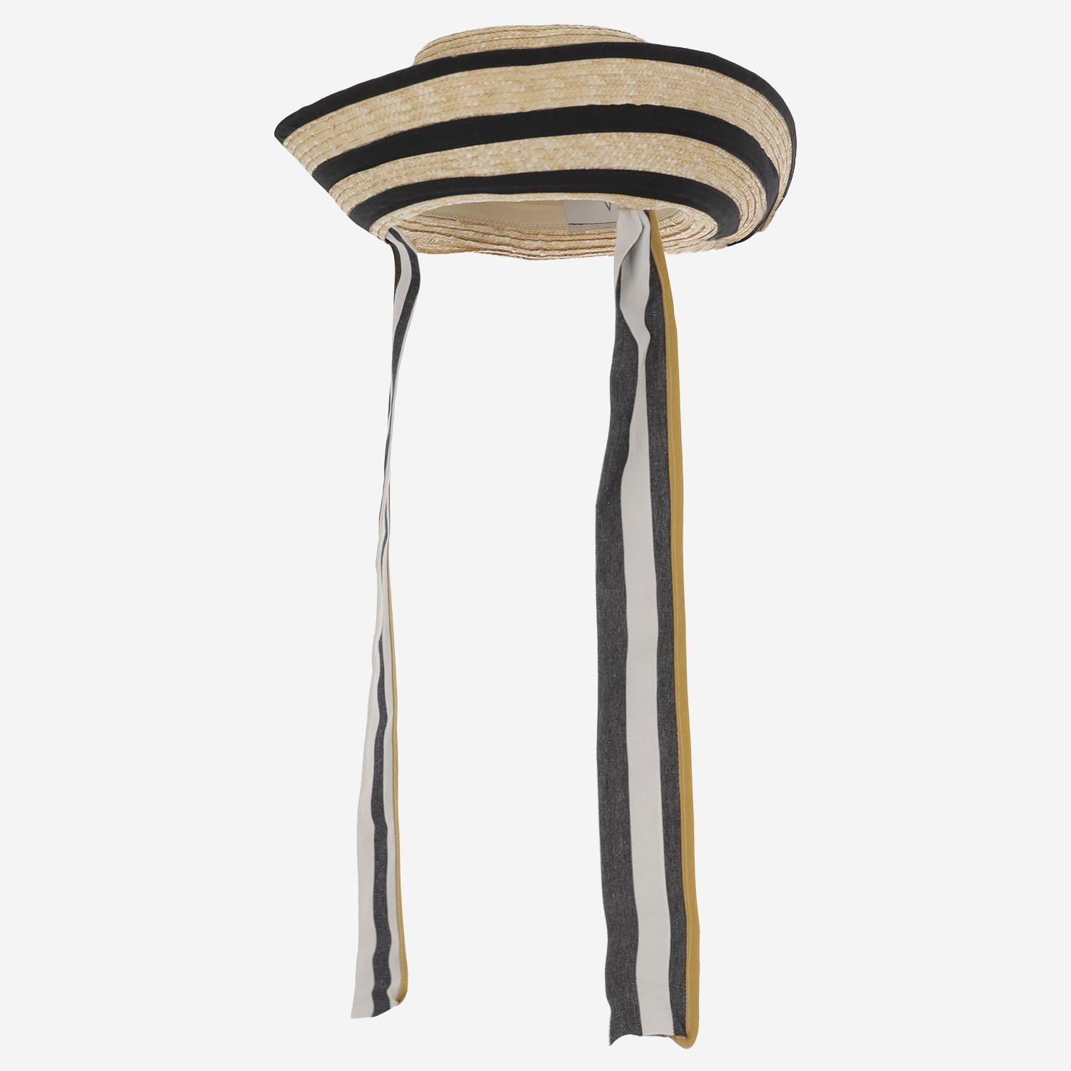 CAPPELLO ASIMMETRICO IN RAFIA ASIMETRICORAYASNEGRA NATURAL ALEXIA ALVAREZ DE TOLEDO 