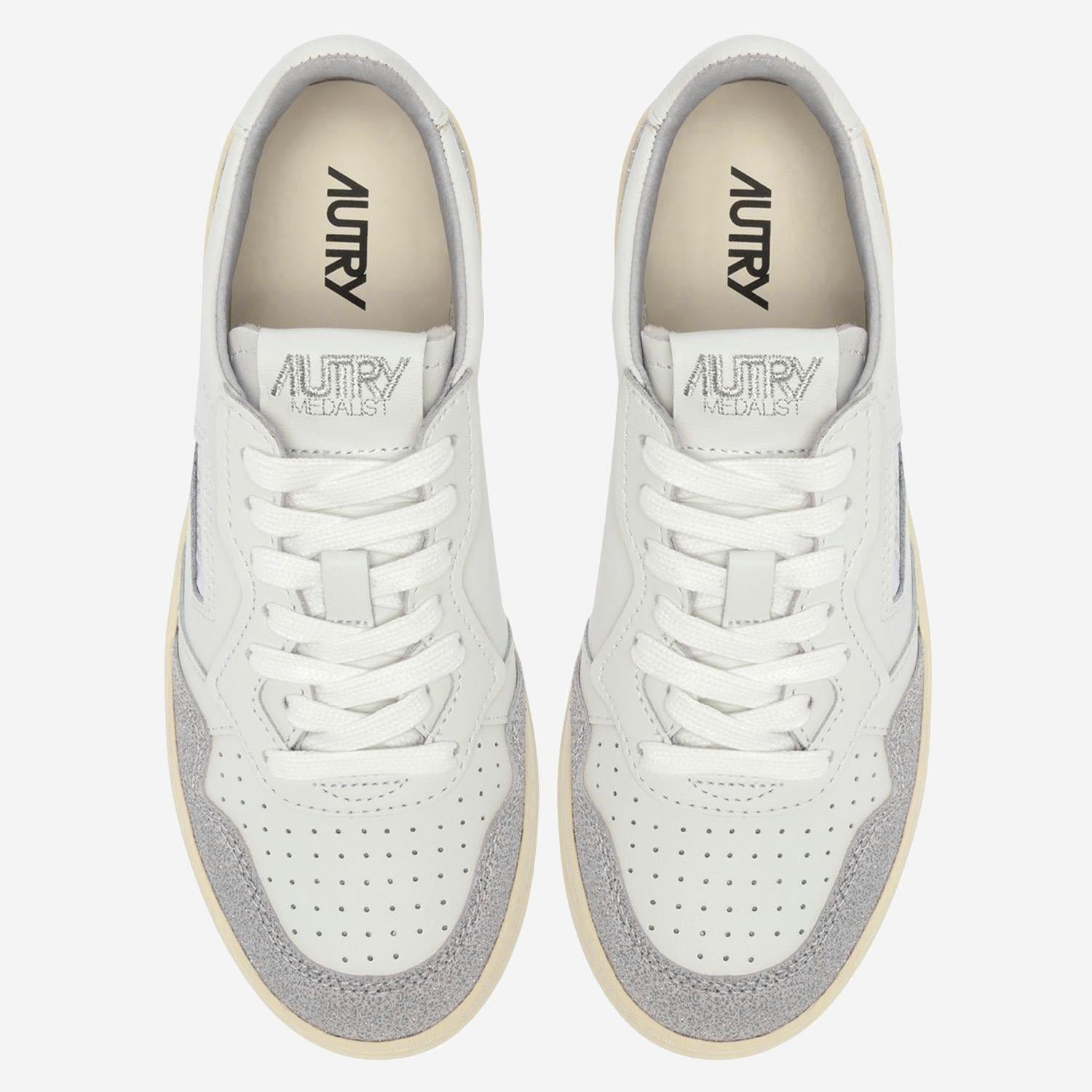 SNEAKERS MEDALIST LOW AULWPK01 SOFLEASPKWHTGREY AUTRY 