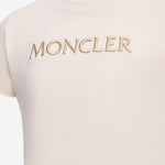 T-SHIRT IN COTONE CON LOGO 8C0000989AT9 050 MONCLER ENFANTS 