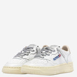 SNEAKERS MEDALIST LOW<BR/> KULK WF01LEASUEFOURWHTSILV AUTRY KIDS 